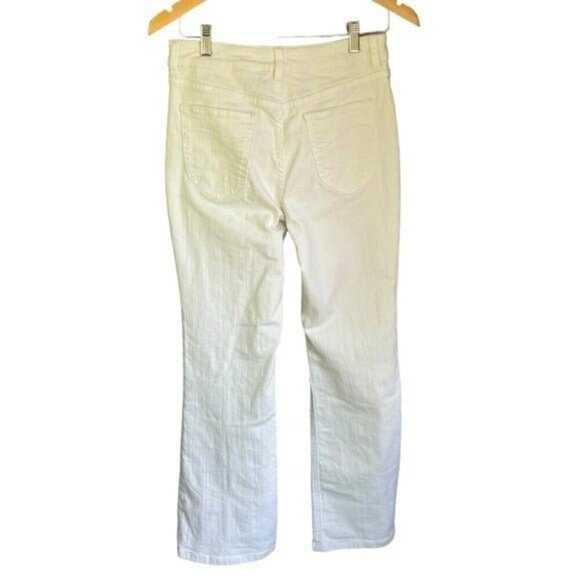 Chico's Platinum White Bootcut Jeans Size 6 / Chico's Size 0.5 Mid Rise Jeans - Picture 5 of 12